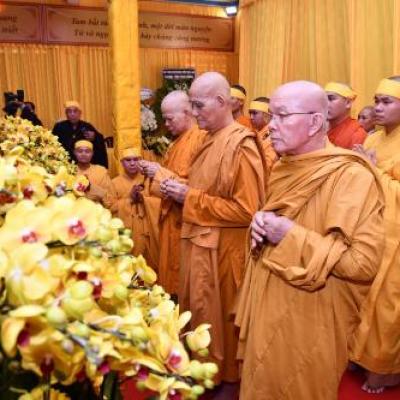 Các Phái Đoàn Quang Lâm Dâng Hương Tưởng Niệm Giác Linh Hòa thượng Thích Giác Quang tân viên tịch.